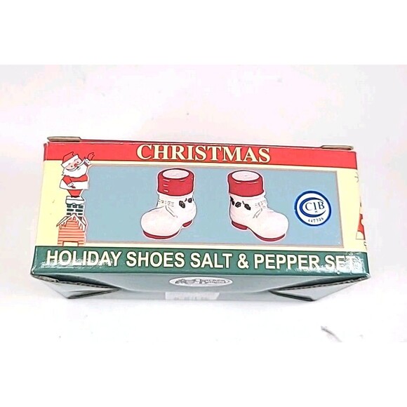 Vintage Christmas Santa boots salt and pepper shakers Cracker Barrel - Picture 2 of 5